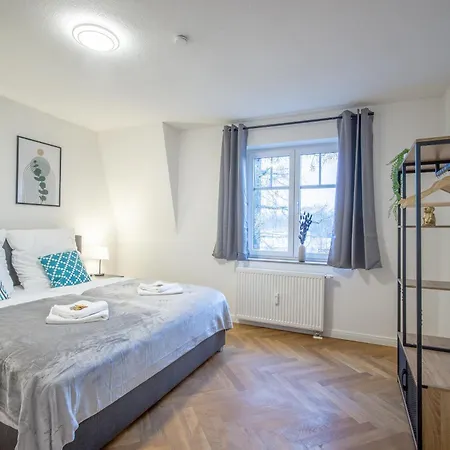 Coview - Design - 2 Schlafzimmer - Küche - Highspeed Wlan Apartment *