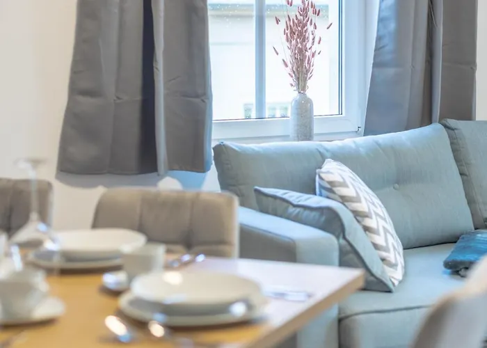 Coview - Design - 2 Schlafzimmer - Kueche - Highspeed Wlan Apartament *